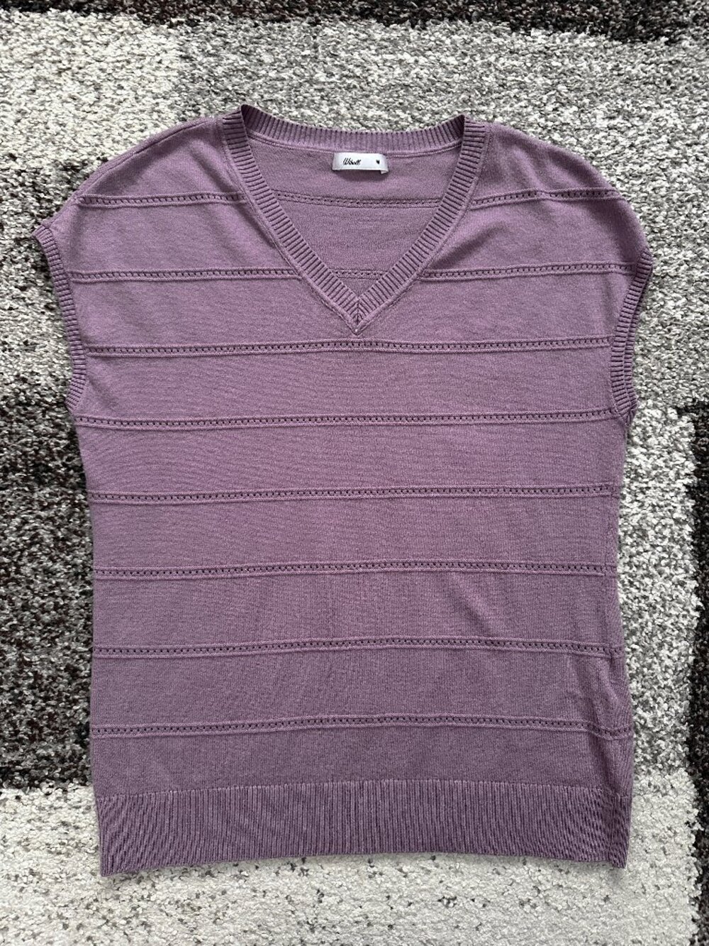 WIHOLL (M) Purple Light Plum Gray Short Sleeve Sweater V-Neck Top Soft Knit Tee